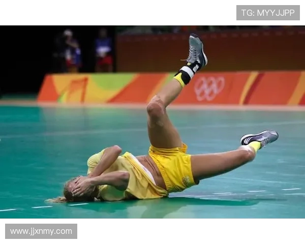 跳水运动的魅力与挑战:从技术解析到运动员心理素质的全方位探索